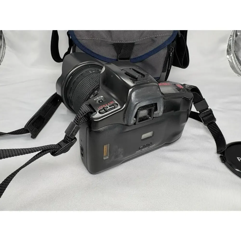Minolta Maxxum 330si RZ 35mm SLR Film Camera Bundle 2 Lens, Case, New Battery